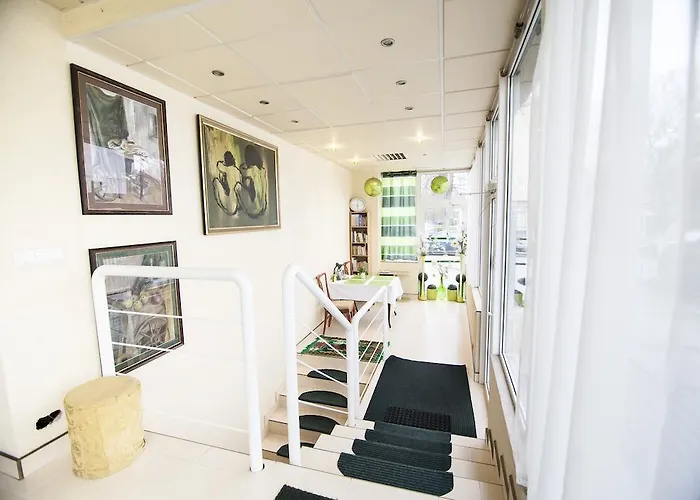 Akacja Goscinne Hostel