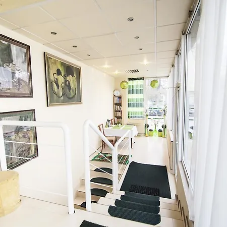 Akacja Goscinne Hostel